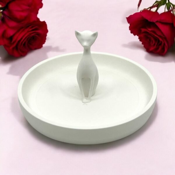 3D-Printed Black Cat Ring Holder & Trinket Dish - Image 2