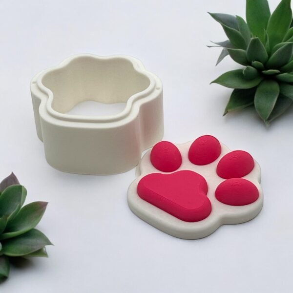 Paw-Print Cookie Cutter & Treat Tray Set