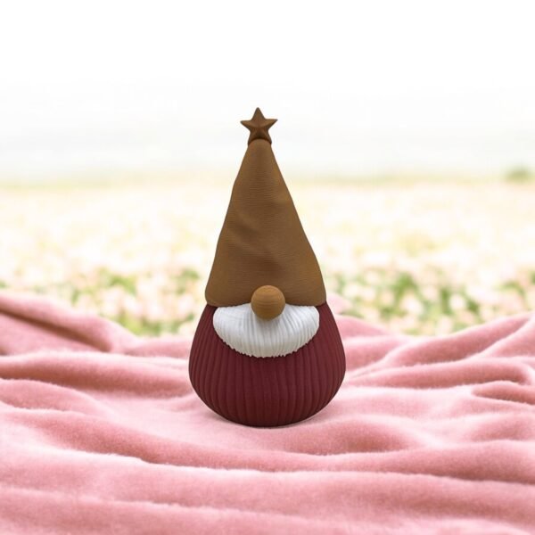 Festive 3D-Printed Christmas Gnome with Star Hat - Image 2