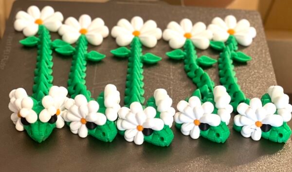 Articulated Daisy Snake Figurine